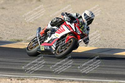 media/Apr-18-2025-CVMA Friday Practice (Fri) [[88baa45499]]/Racer 2/Session 1 (Turns 9 and 8)/